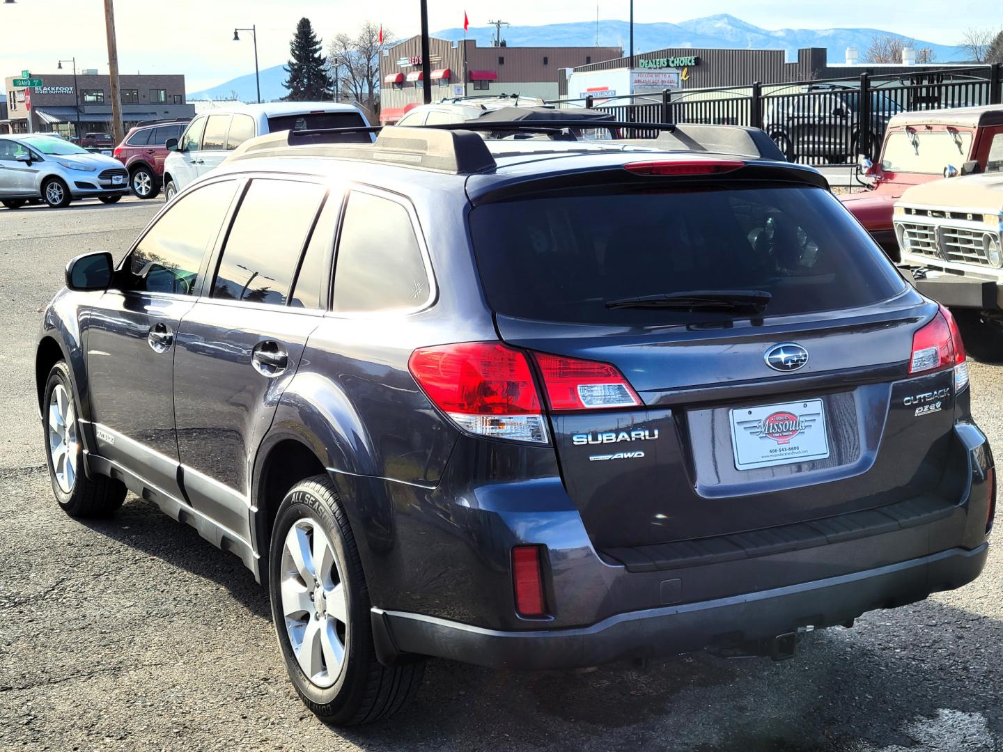 2010 Grey /Blue Subaru Outback Premium (4S4BRBCC7A3) with an 2.5L engine, Automatic transmission, located at 450 N Russell, Missoula, MT, 59801, (406) 543-6600, 46.874496, -114.017433 - Automatic Transmission. Power Drivers Seat. Heated Seats. Air. Cruise. Tilt. AM FM CD. Bluetooth. Newer All Season Tires. Tow Hitch. - Photo#3